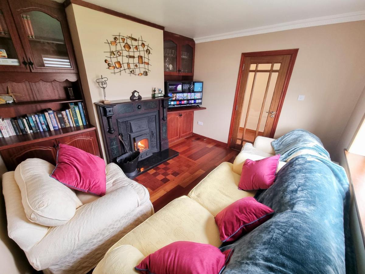 3 Bed Renovated Cottage Carramore Lake, Belmullet บัลลินา ภายนอก รูปภาพ
