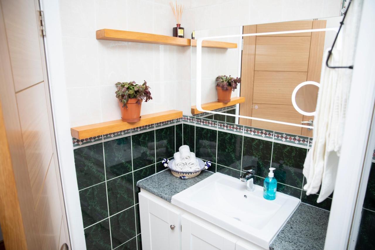 3 Bed Renovated Cottage Carramore Lake, Belmullet บัลลินา ภายนอก รูปภาพ